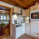 Gaestehaus Brigitta Apartamento *