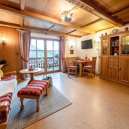 Gaestehaus Brigitta Apartment Wallgau